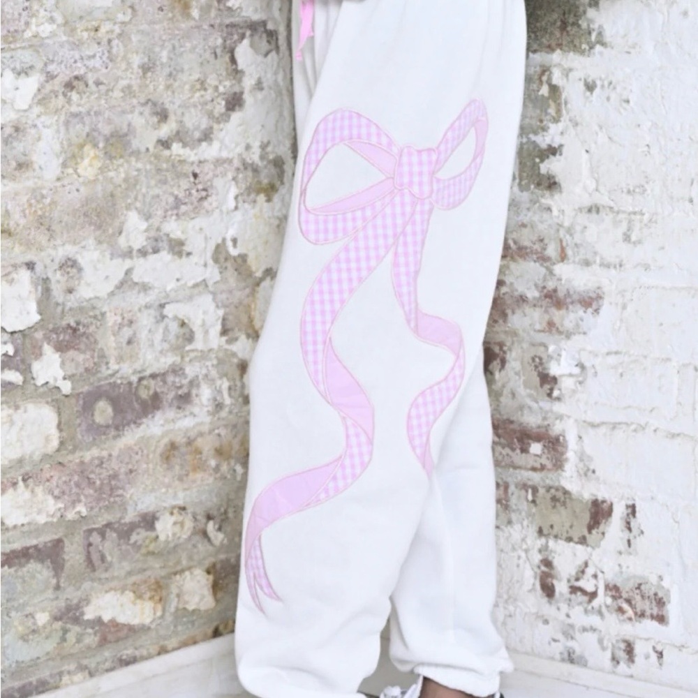 Katie J NYC White and Pink Jogger Set. Like new - Picture 3 of 10